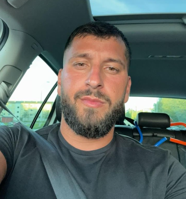 <strong>&nbsp;Jason M.&nbsp;</strong>